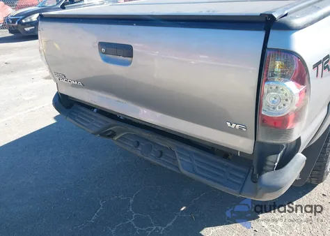 2014 Toyota Tacoma Base V6 z USA, uszkodzony, nr VIN 3TMMU4FN0EM067475